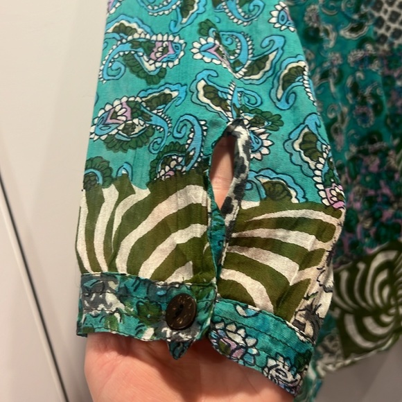 Boho Lightweight Cotton Blouse, Coconut Buttons, Made in Nepal, Size L - Picture 12 of 12